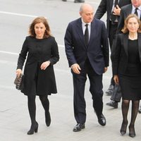 Soraya Sáenz de Santamaría, Jorge Fernández Díaz y Ana Pastor en el funeral institucional por las víctimas del accidente de avión de Germanwings