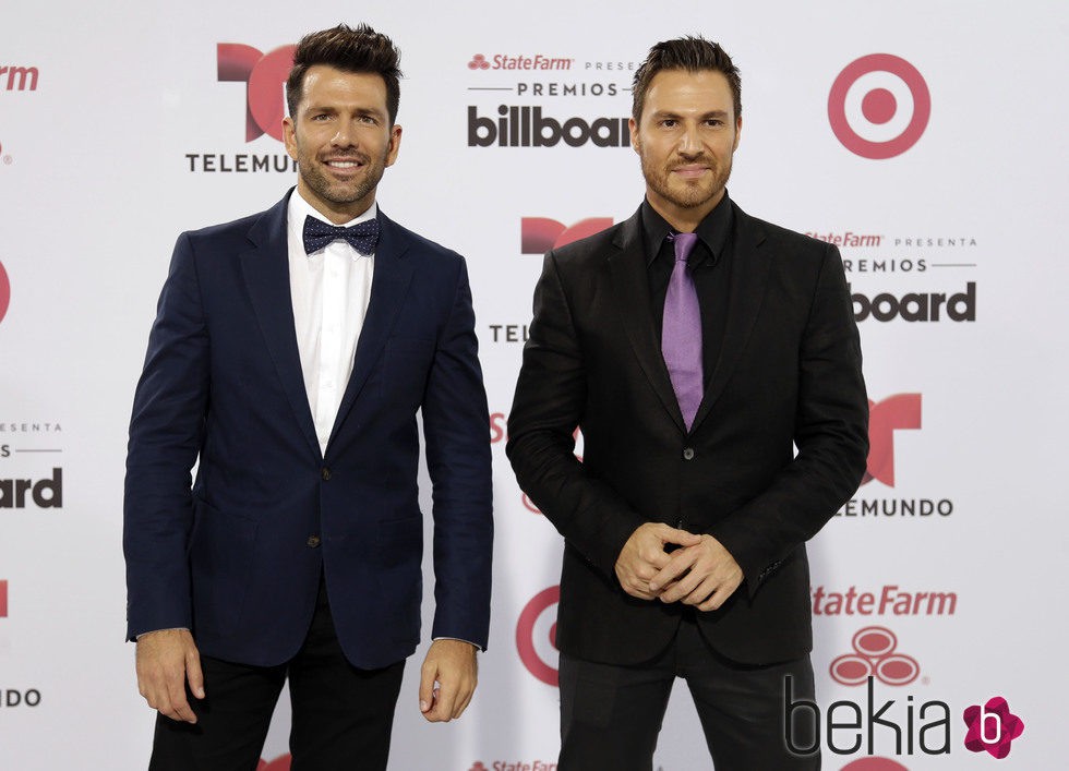 Fede y Tiago en los Billboard Latin Music Awards 2015