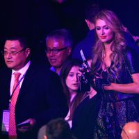 Paris Hilton en el 'Combate del Siglo' en Las Vegas