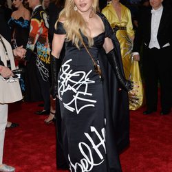 Madonna en la alfombra roja de la Gala del Met 2015
