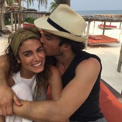 Nikki Reed e Ian Somerhalder de luna de miel en las playas de Brasil