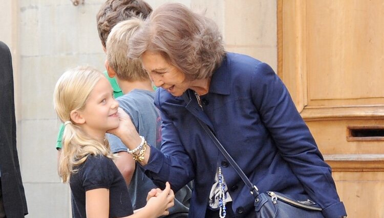 La Reina Sofía, cariñosa con su nieta Irene Urdangarín