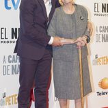 Daniel Guzmán y su abuela Antonia en el estreno de 'A cambio de nada'