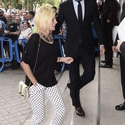 Amaia Salamanca luce embarazo en el Bernabéu junto a Rosauro Varo