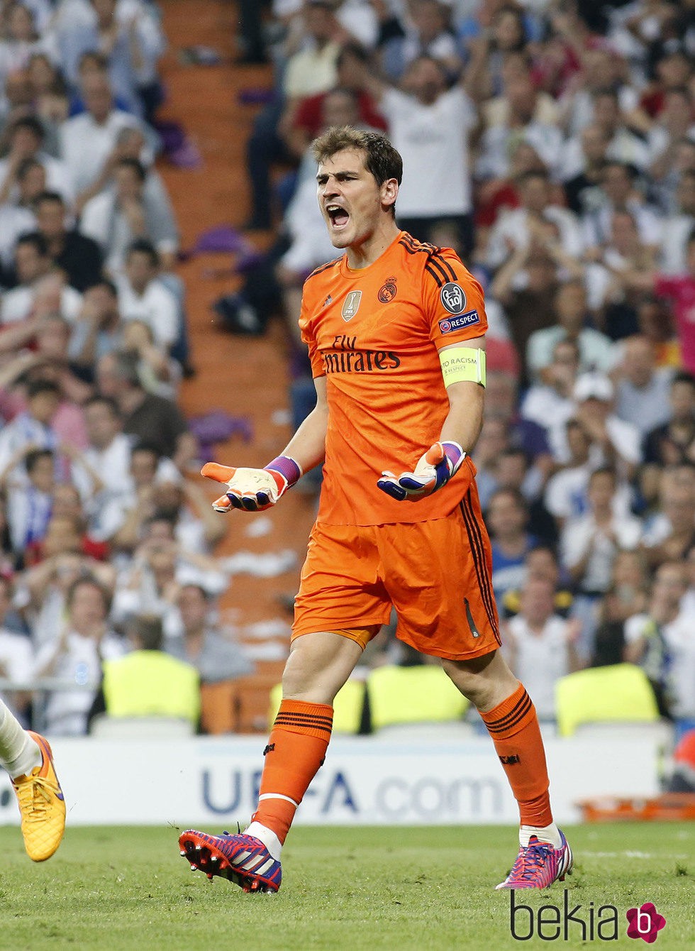 Iker Casillas en el partido de semifinal de la Champions en el Santiago Bernabéu