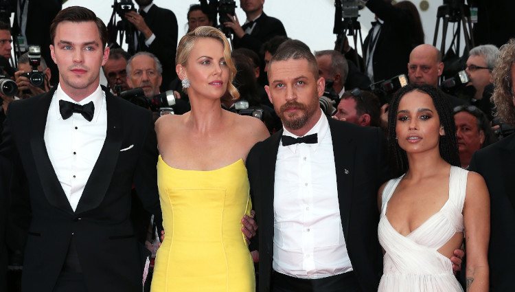 Los actores de 'Mad Max: Furia en la carretera' estrenan su película en Cannes 2015