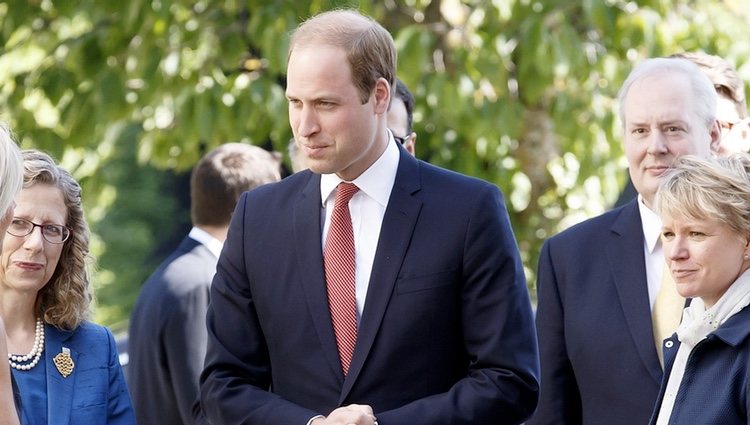 El Príncipe Guillermo retoma su agenda oficial tras ser padre de su hija Carlota