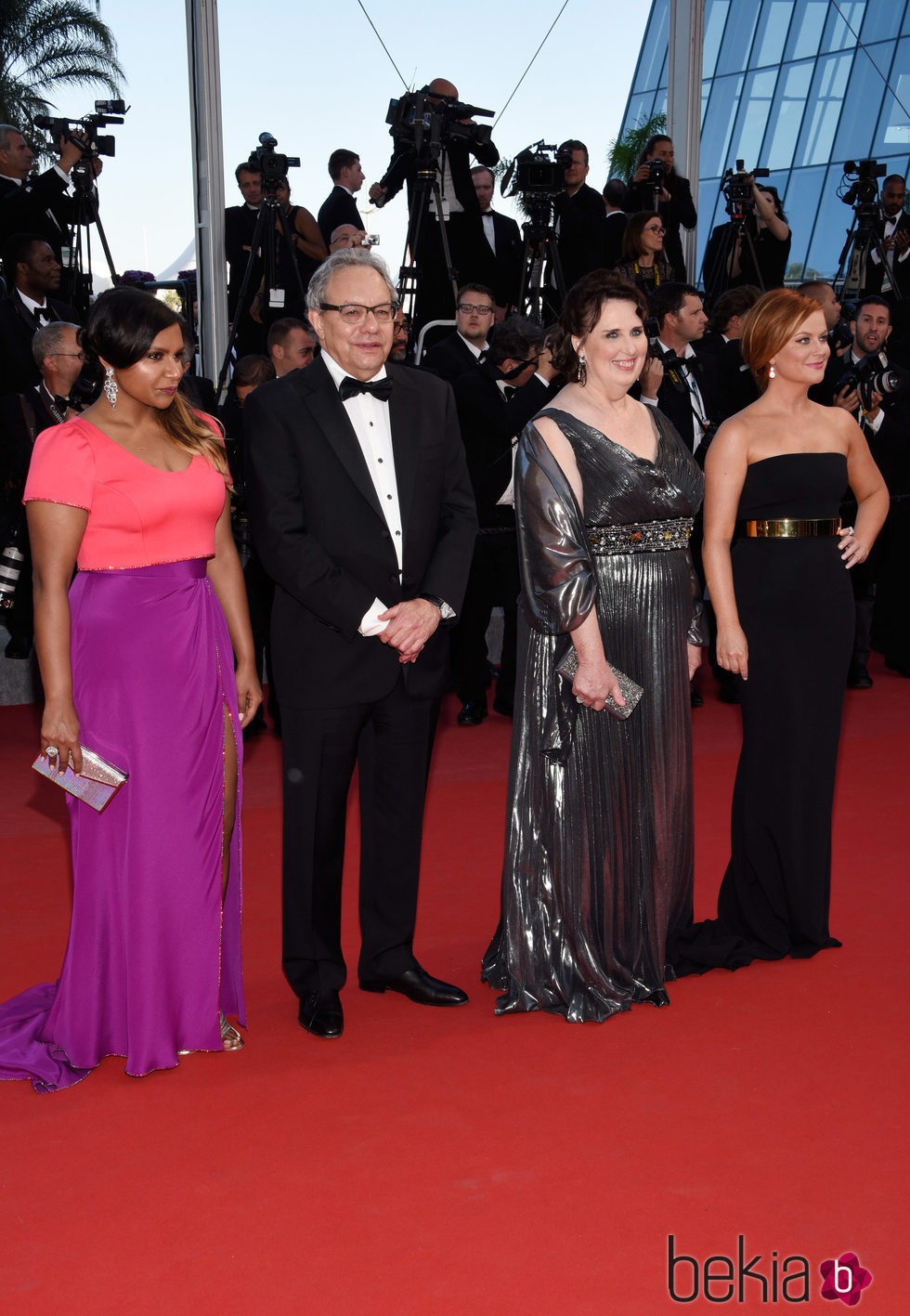 Mindy Kaling, Lewis Black, Phyllis Smith y Amy Poehler en el estreno de 'Inside Out' en Cannes 2015