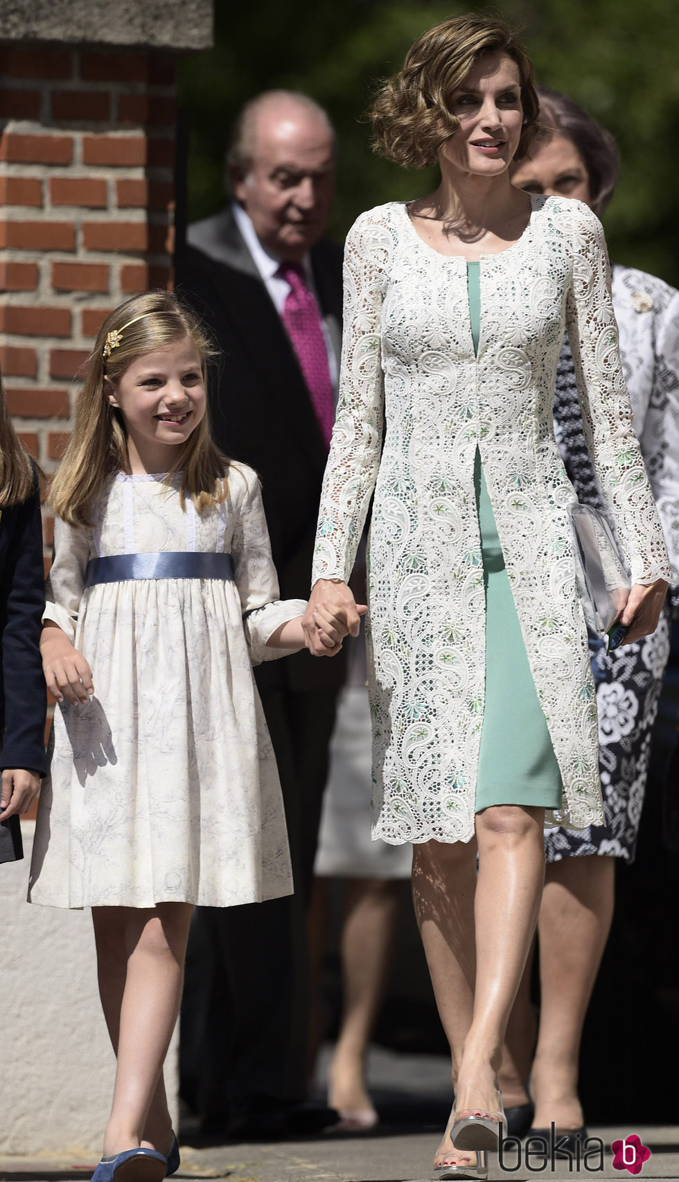 La Reina Letizia y la Infanta Sofía en la Primera Comunión de la Princesa Leonor