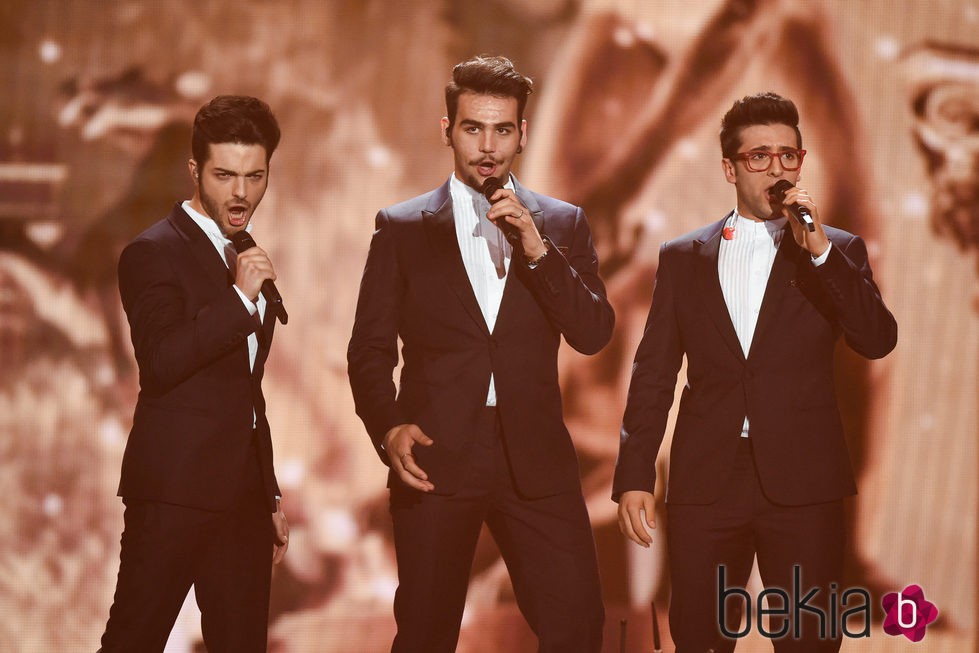 Il Volo, grupo representante de Italia en Eurovisión 2015, interpreta el tema 'Grande amore' en uno de los ensayos