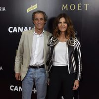 Javier García Obregón y María Tevenet en el estreno del documental 'Pacha, el arquitecto de la noche'