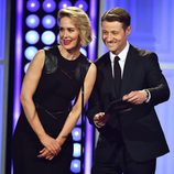 Sarah Paulson y Ben McKenzie en los premios Critics' Choice Awards 2015