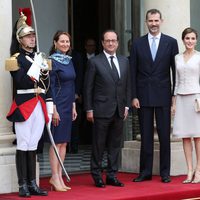 Los Reyes Felipe y Letizia con François Hollande y Ségolène Royal en el Elíseo