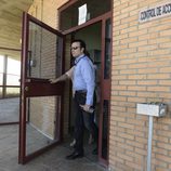 José Ortega Cano saliendo de la cárcel de Zuera tras obtener el tercer grado