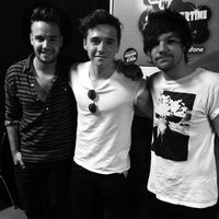 Liam Payne, Brooklyn Beckham y Louis Tomlinson en el Capital FM Summertime Ball