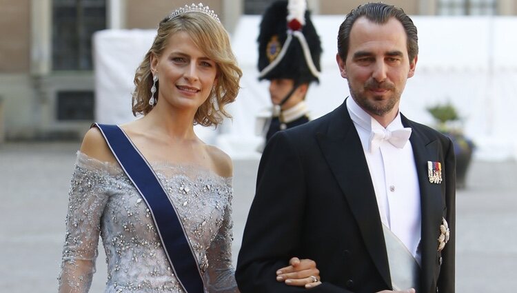 Nicolás y Tatiana de Grecia en la boda de Carlos Felipe de Suecia y Sofia Hellqvist