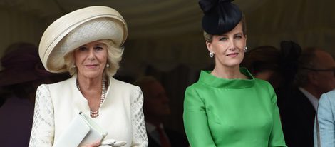 La Duquesa de Cornualles y la Condesa de Wessex en la ceremonia de la Orden de la Jarretera 2015