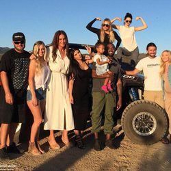 Caitlyn Jenner celebrando el Día del Padre con su familia