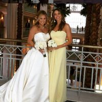 Sofía Vergara con su mejor amiga, Chi Bui en su boda