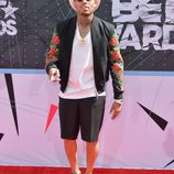 Chris Brown en la alfombra roja de los Bet Awards 2015