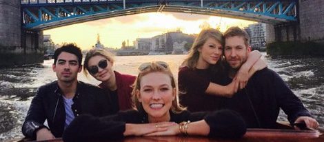 Taylor Swfit y Calvin Harris junto a sus amigos Joe Jonas y Gigi Hadid en Londres