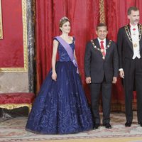 Los Reyes Felipe y Letizia con el presidente de Perú Ollanta Humana y su esposa