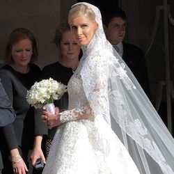 Nicky Hilton radiante en el día de su boda con James Rothschild