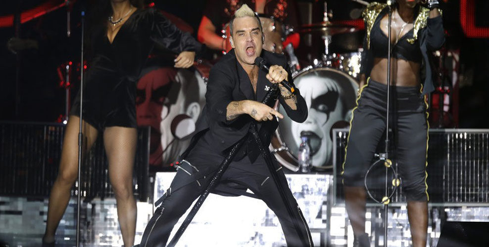Robbie Williams en el concierto por el décimo aniversario del reinado de Alberto de Mónaco