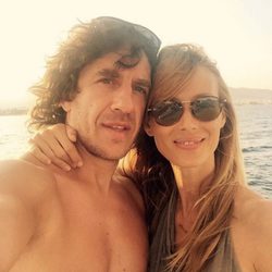 Carles Puyol y Vanesa Lorenzo anuncian que su segundo hijo será otra niña