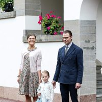 Victoria de Suecia con los Príncipes Daniel y Estela en su 38 cumpleaños