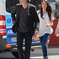 José Coronado y Elena González de Prado por las calles de Málaga