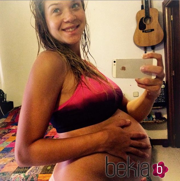 Patricia Montero celebra su 27 cumpleaños luciendo embarazo de 8 meses