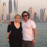 Rebel Wilson y Mickey Gooch durante sus vacaciones en Dubai