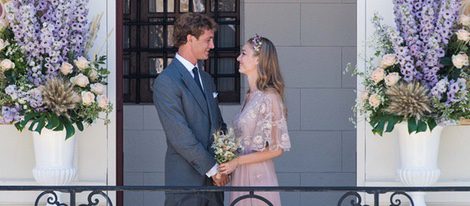 Pierre Casiraghi y Beatrice Borromeo tras darse el 'sí quiero' en su boda civil