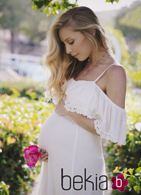 Leah Jenner anuncia que ha dado a luz a una niña