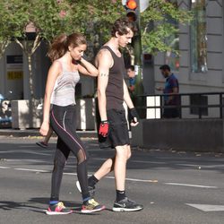 Nicolás Coronado con su novia en Madrid
