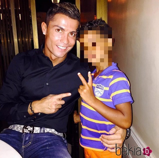 Cristiano Ronaldo, de cena con su hijo Cristiano Jr.