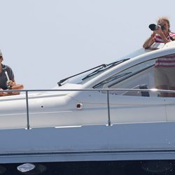 La Infanta Elena y sus hijos siguen las regatas de la Copa del Rey de Vela 2015