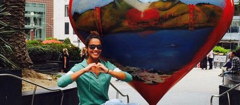 Lara Álvarez mandando amor desde San Francisco
