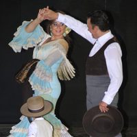 José Ortega Cano y Ana María Aldón bailando en un desfile benéfico en el Puerto de Santa María