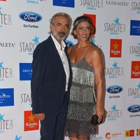 Imanol Arias e Irene Meritxell en la Gala Starlite 2015