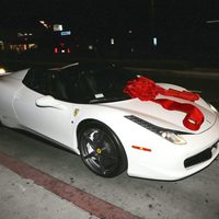 El nuevo Ferrari de Kylie Jenner