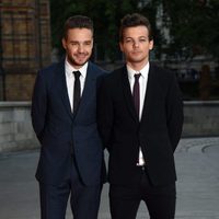 Louis Tomlinson y Liam Payne en la alfombra roja