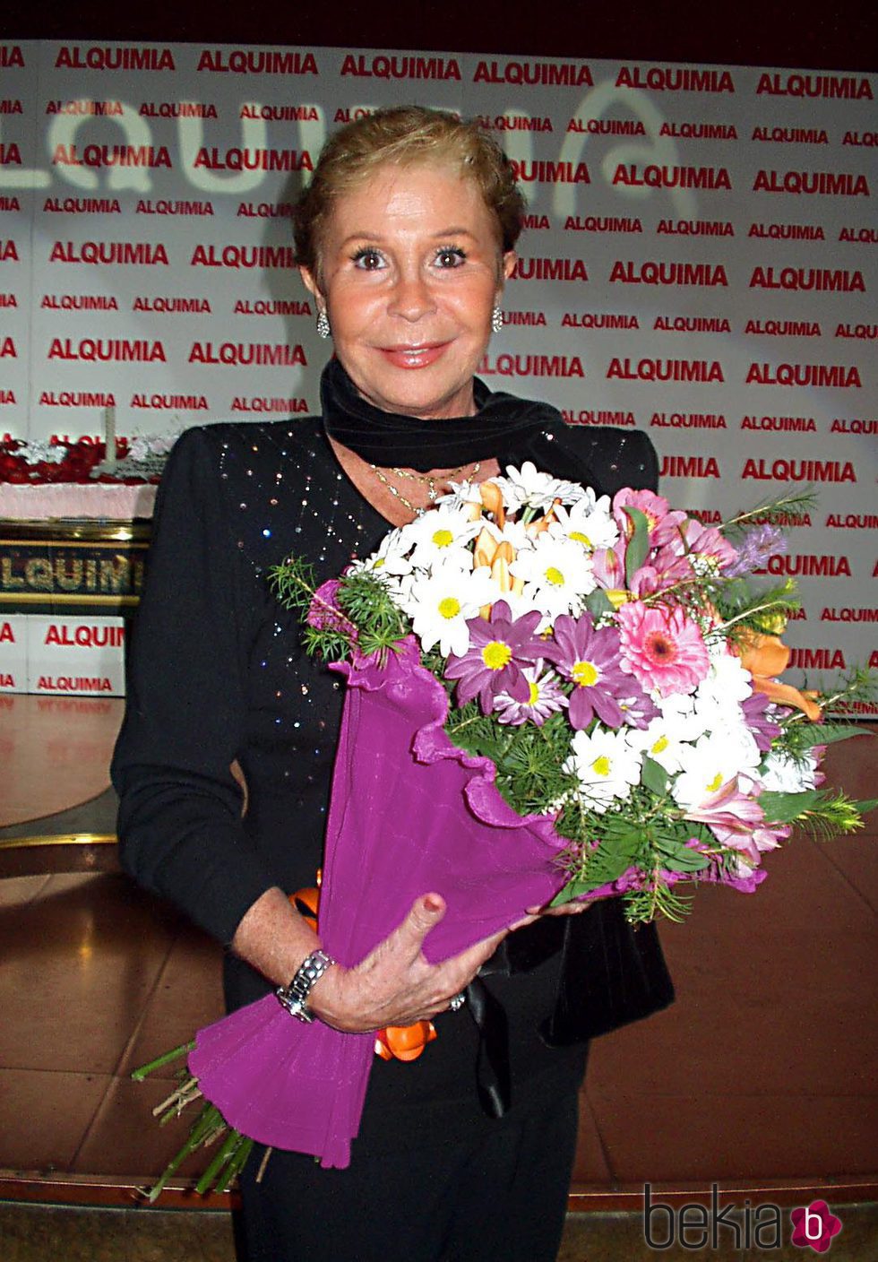 Lina Morgan recibiendo un homenaje en 2003