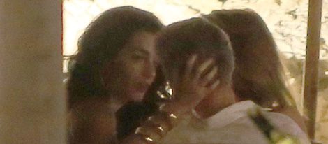 George Clooney y Amal Alamuddin muy acaramelados cenando en Ibiza