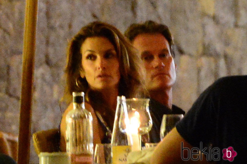 Cindy Crawford y su marido Rande Gerber cenando en Ibiza