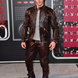 Nick Jonas en los Video Music Awards 2015