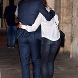 Rafa Nadal y Xisca Perelló abrazados en el funeral de Rafael Nadal
