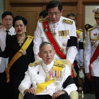 El Rey Bhumibol Adulyadej de Tailandia