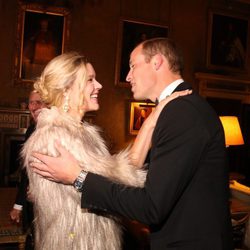 El Príncipe Guillermo con Joss Stone en la gala benéfica de Tusk Trust